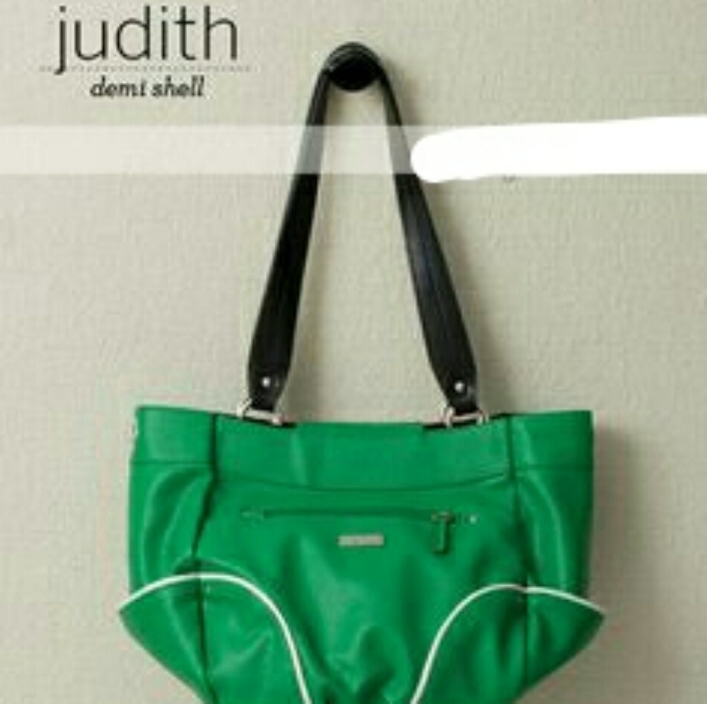 NWOT Miche Demi Judith